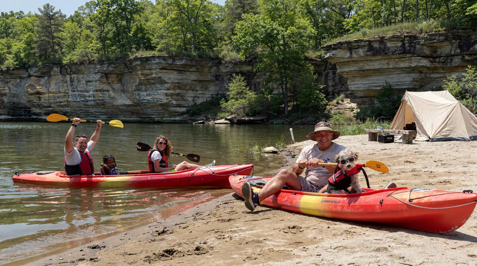 Kayak tours at Starved Rock welcome people of all sizes, including kids and dogs.; Tandem